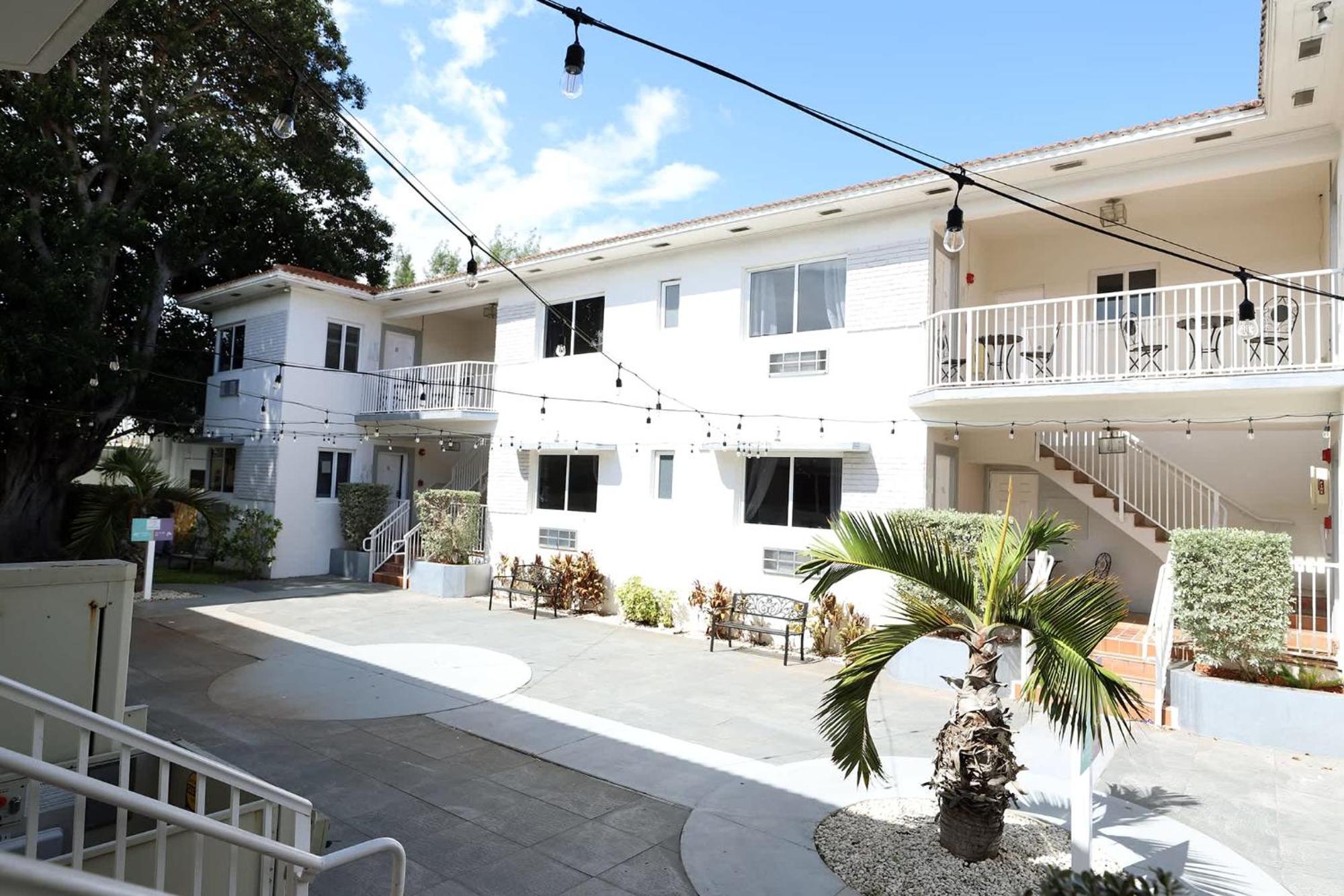 Miami Beach Apartment With Private Patio Free Parking Family Friendly No Pet Fee Εξωτερικό φωτογραφία